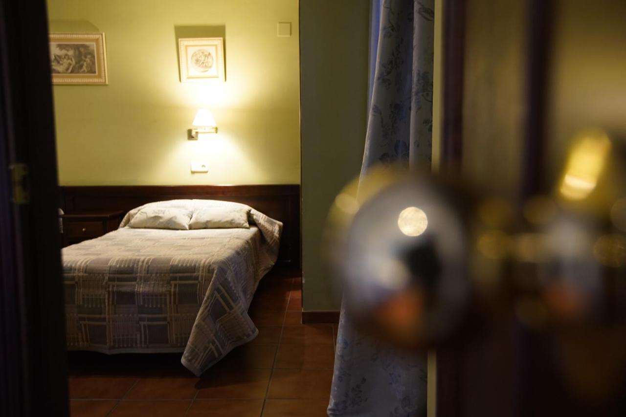 Hotel Villa Maria La Rinconada Buitenkant foto