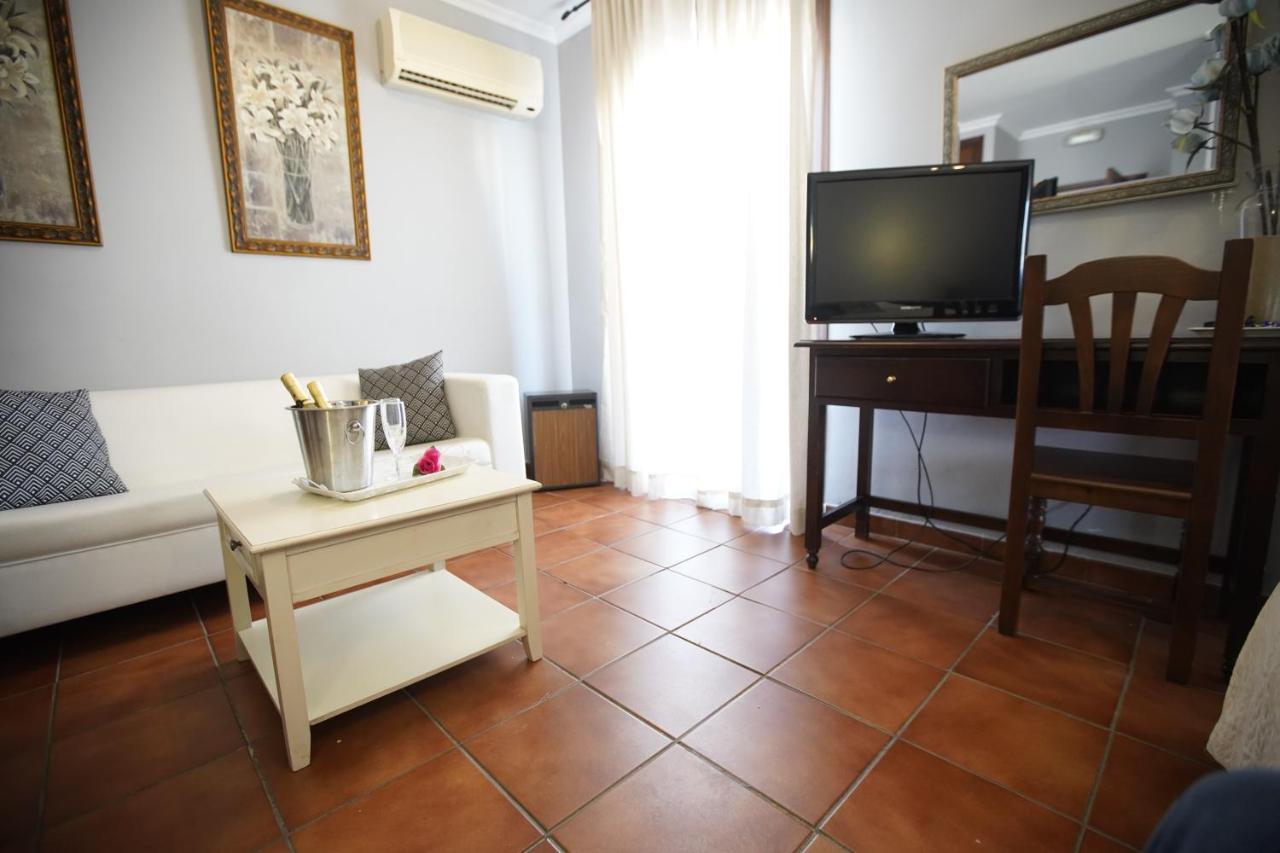 Hotel Villa Maria La Rinconada Buitenkant foto